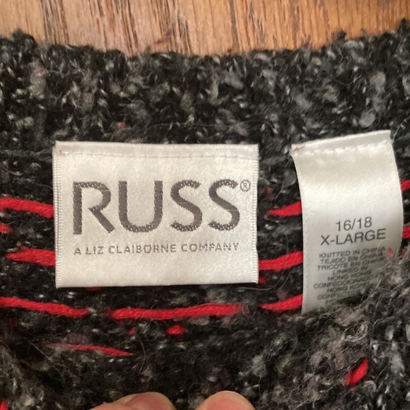 Alpine Style Thick Tweed Sweater - Picture 4 of 5